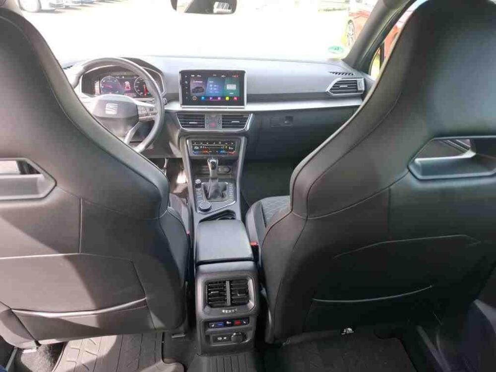 2a8b5b5c-862e-485c-94f5-560425f2c7f5-full