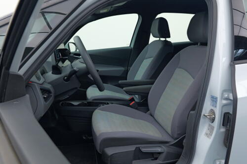 9ba6c6ed-87fa-41fb-8c2c-708d32bb357c-full