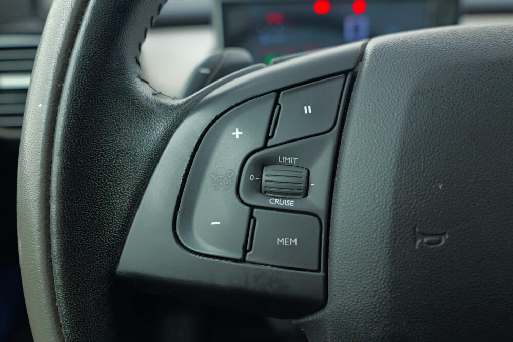 6838e366-47de-45b7-8672-3ccad8ca9afb-full