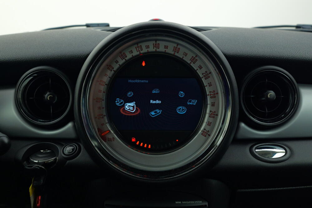 0dc6bb9d-9481-4966-89e2-de3cbfe5b0f3-full