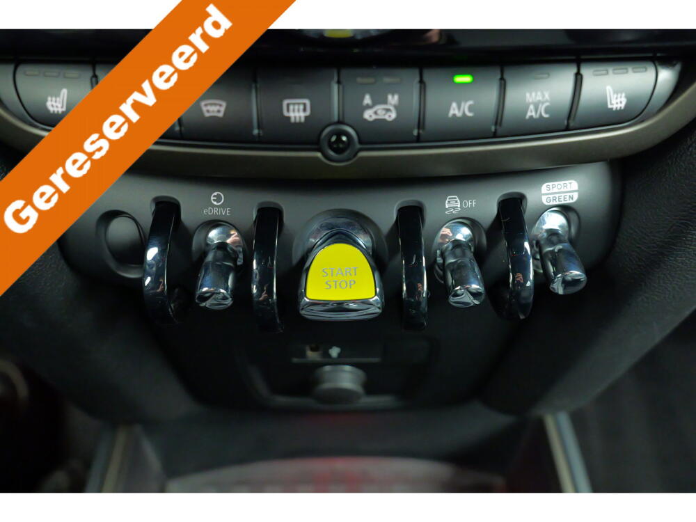 9075fa1d-1e64-4253-bd46-5560e4a15c8b-full