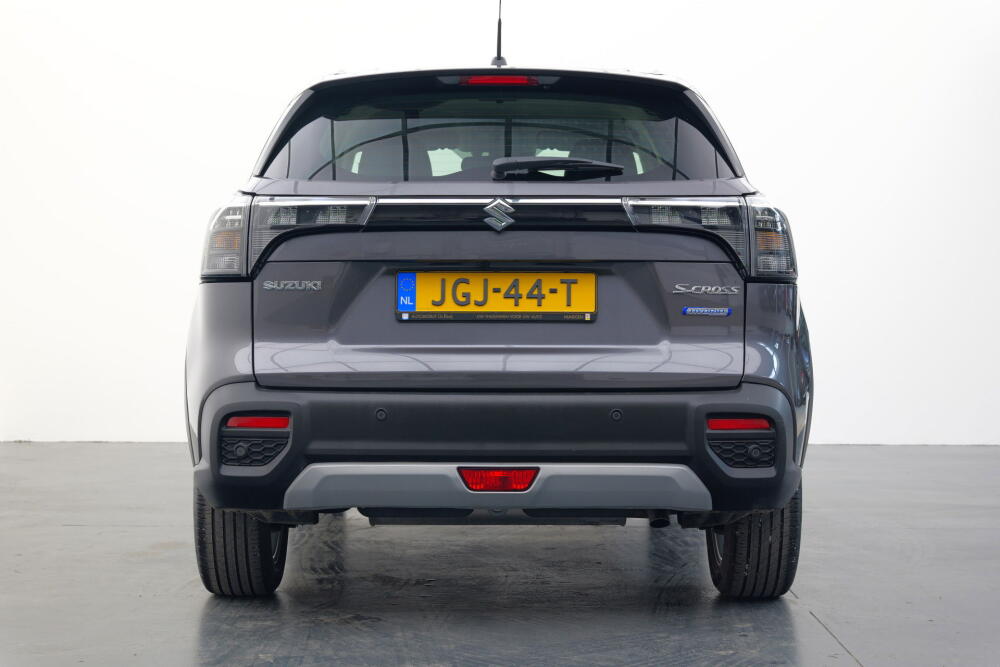 ffa58ece-212f-49f5-b345-2dc535a87482-full