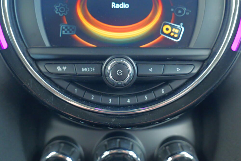 099499ce-3904-4a01-bfc2-4c56f6656249-full