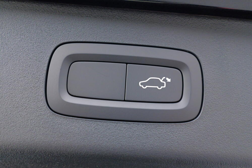 8eb48f4a-db92-4403-ac46-a596a7cb8c4f-full