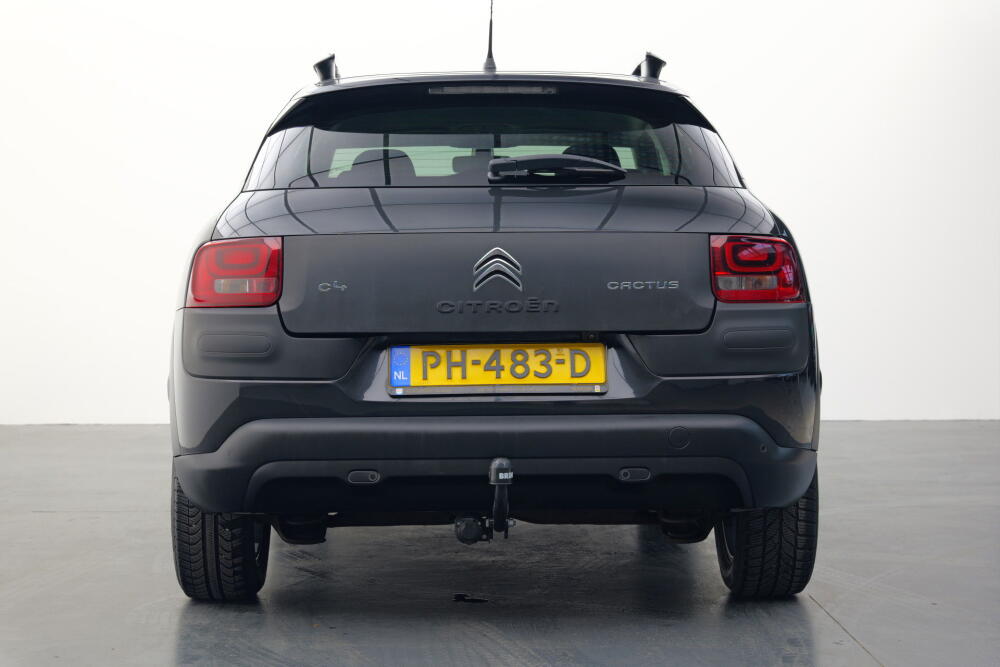 0bb32e5c-0665-4e97-9a1c-4195d15f7ff3-full