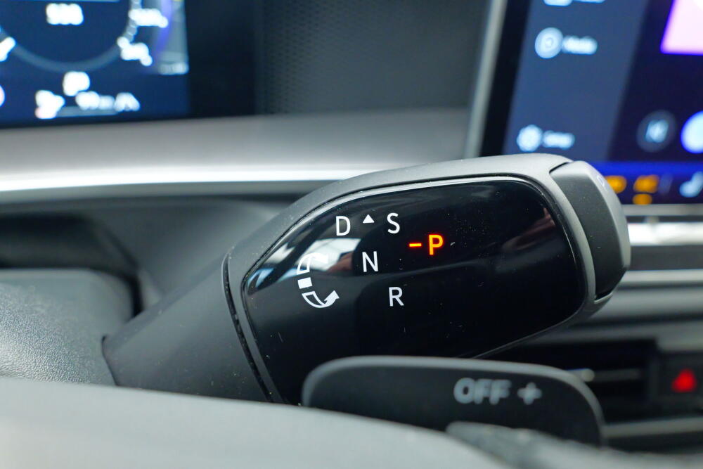 319991e3-cfdd-4aee-befa-4efb864a2e44-full