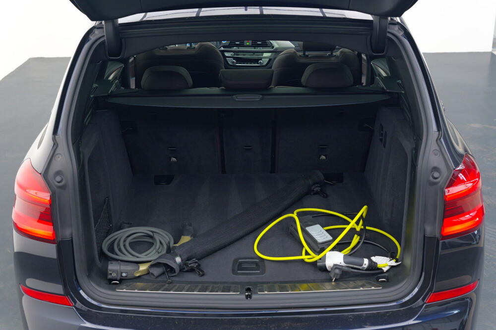 ec56a792-f67e-43a3-b727-0b6f88762ed3-full