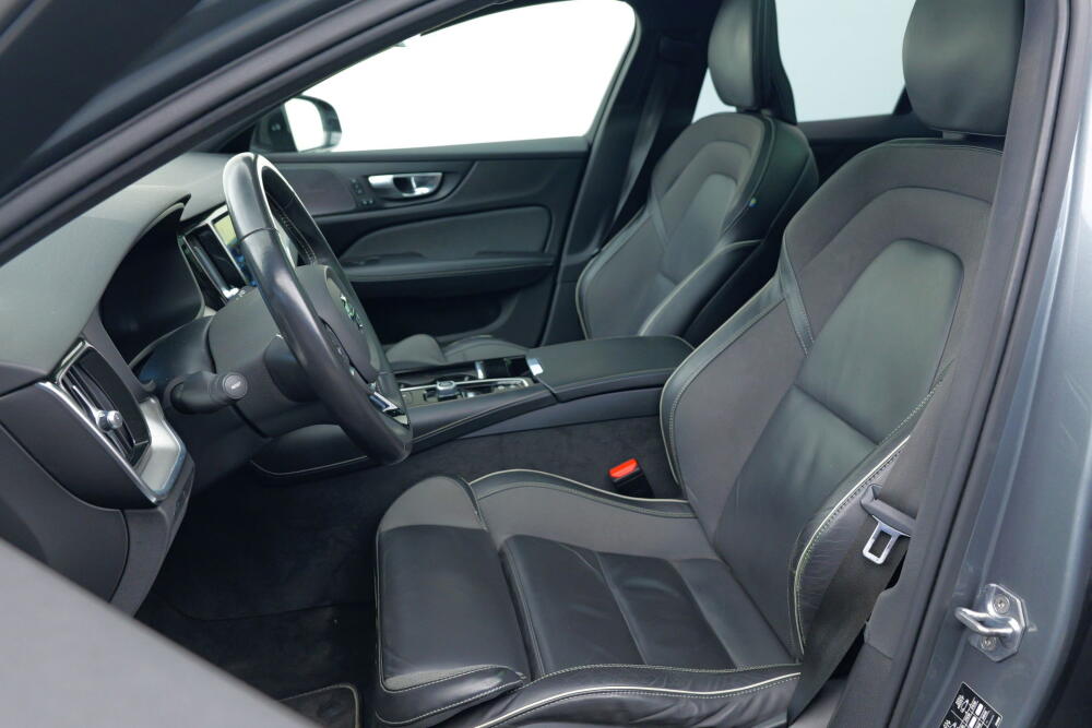 774d5389-d29e-49f3-bcf7-7dffe18d9989-full