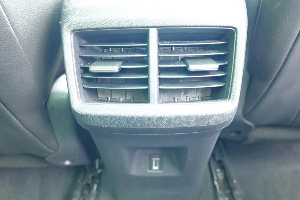 51cf9efd-6e2c-4496-be97-6a2461a3e3ed-full