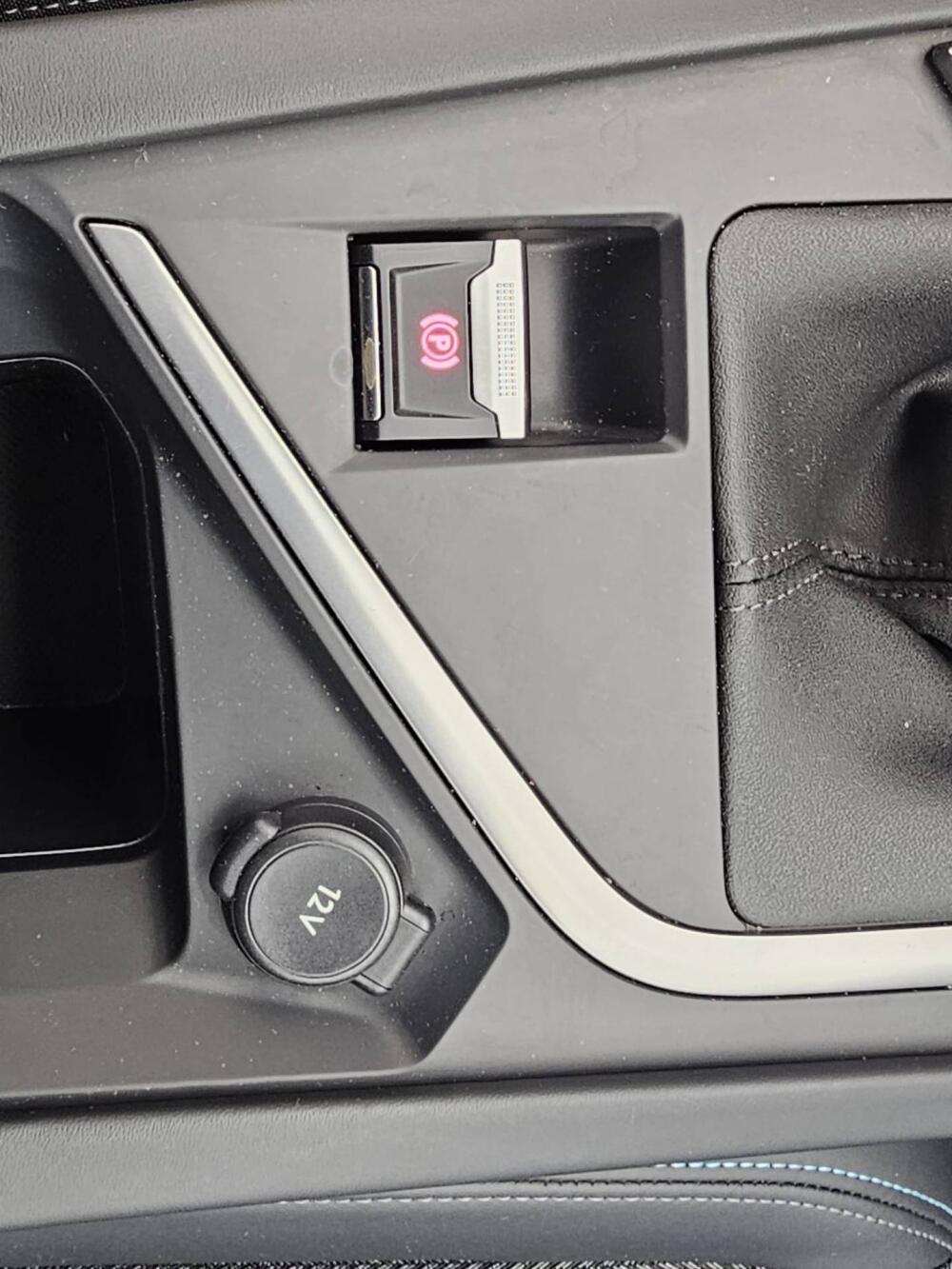 deeaf53b-67f1-4943-9245-297202ded8a1-full