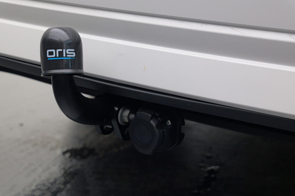 b30e85df-f580-43e6-af89-01c0a180bb24-full