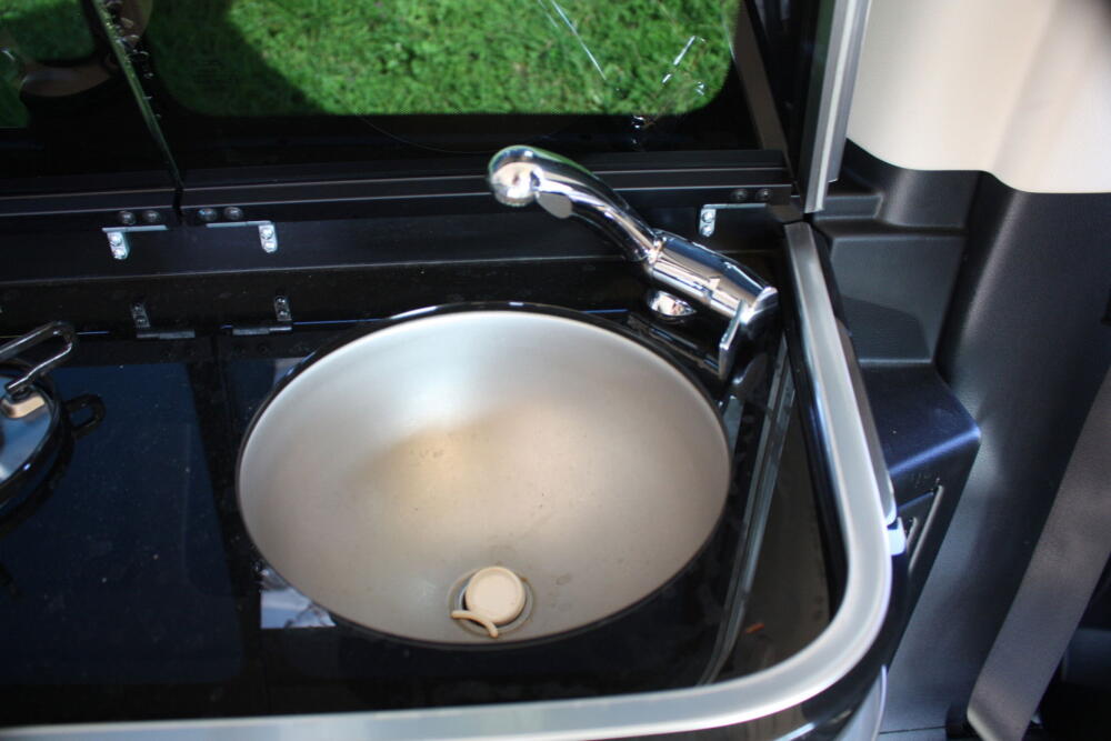 c766d392-1199-4c2d-8d77-9c72099fc68c-full