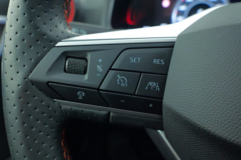 4b65be9c-f2b5-4c76-a014-f49403e05bcd-full