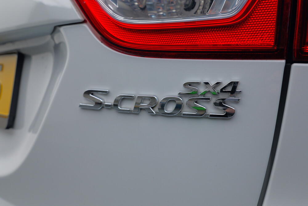 a86a54cb-46a7-4223-af46-e46a61aa194d-full