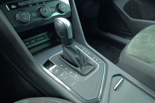 3be3875c-813f-4ebc-b825-d38561ef7e81-full