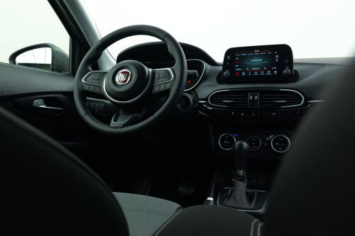 cc71c0d2-ffb5-49e3-8a61-2272d8892e19-full