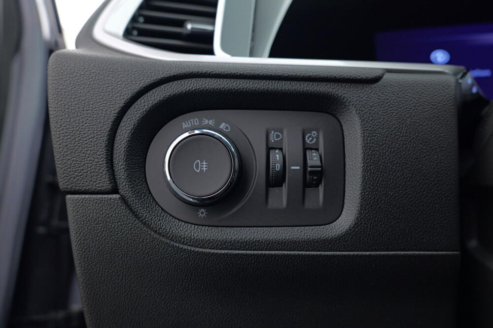 0556f8ec-fce9-41c2-8868-6e37890443c8-full