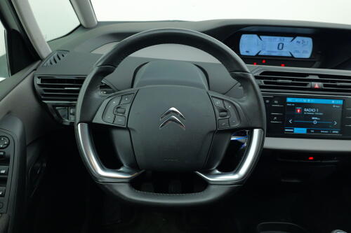 5f74b2af-2f36-402c-a894-ea9f39ba0940-full