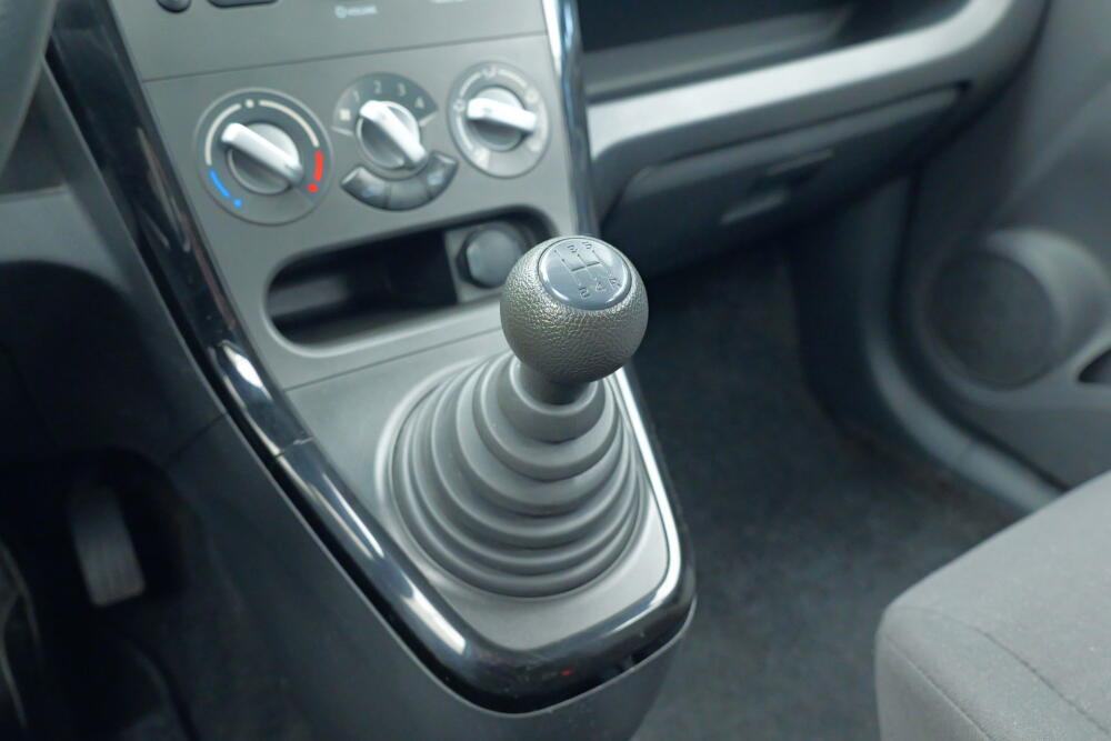 519bb57e-b56a-42a4-a86a-f4866fe81874-full